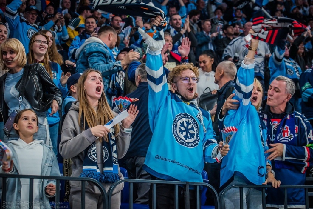 The stands were buzzing: “Sibir” defeated “Barys” in the new LDS - 35 emotional photos from the first match in Novosibirsk