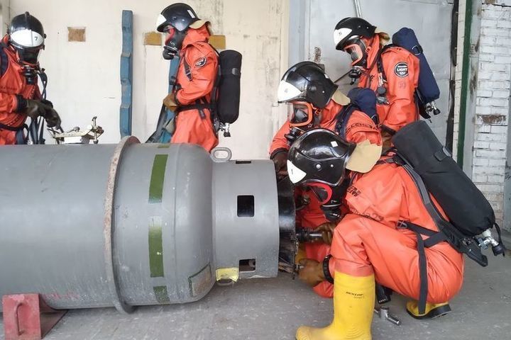 Пензенские спасатели провели тренировку по ликвидации «хлорной катастрофы»