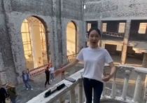 Киевские власти возмущены визитом китайских журналистов и известной в КНР певицы Ван-Фан в Донецкую народную республику и потребовали в этой связи от Пекина объяснений