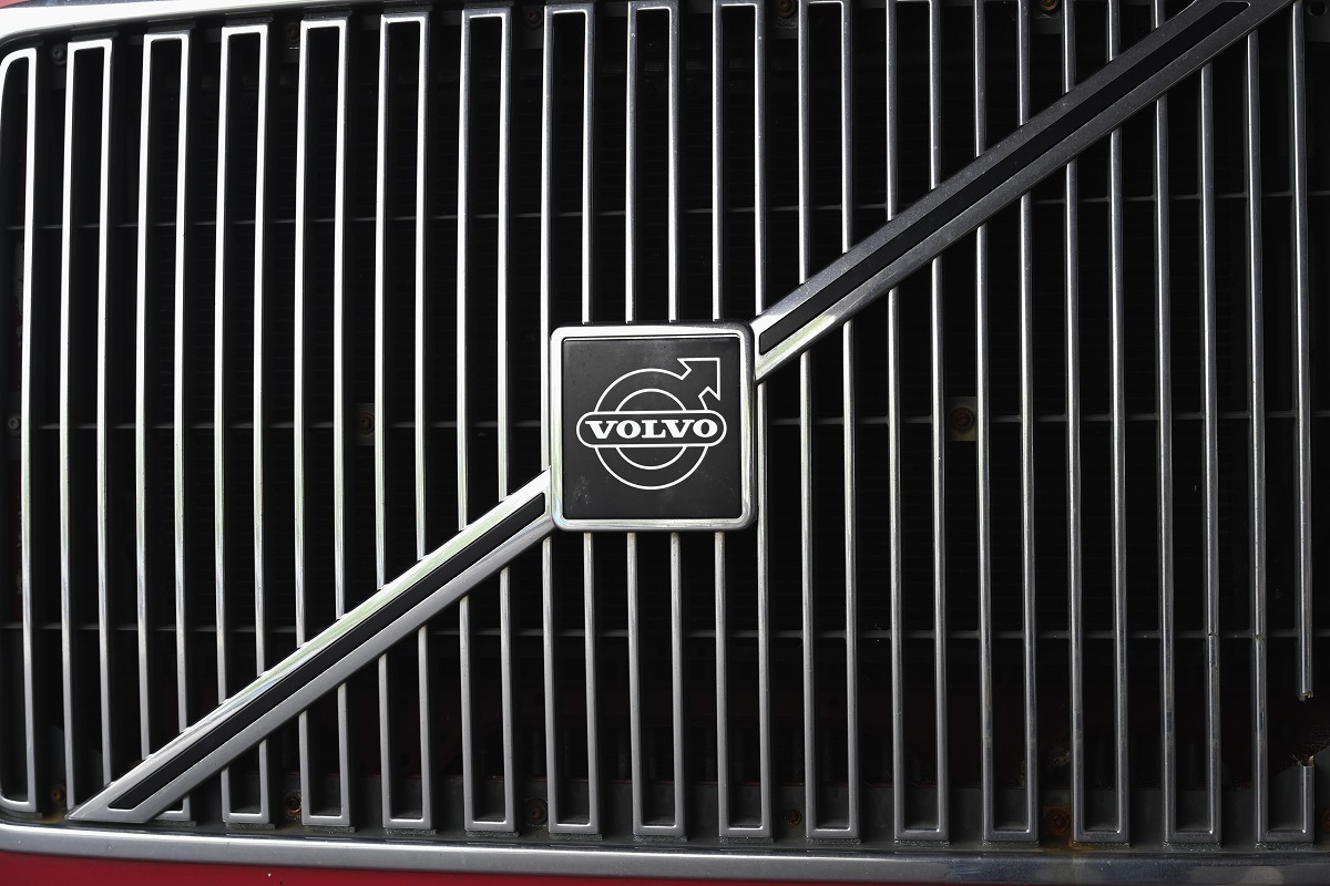 Минпромторг объявил о передаче активов Volvo российскому инвестору