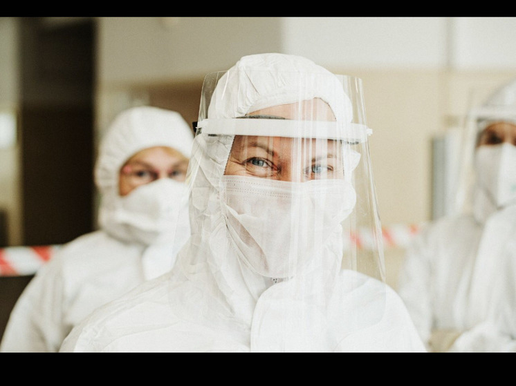 11 врачей трудоустроили в областную ДКБ в Смоленске