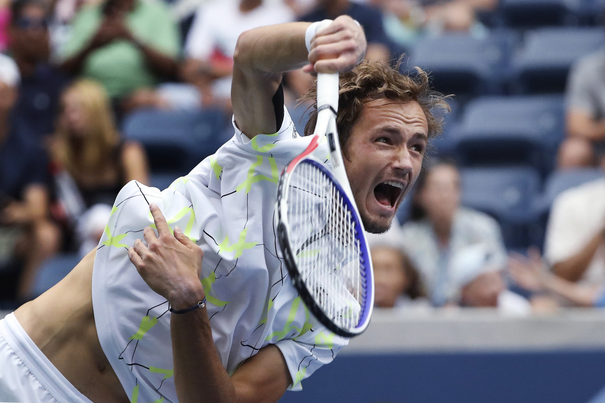 Медведев объяснил, как победил Алькараса в полуфинале US Open