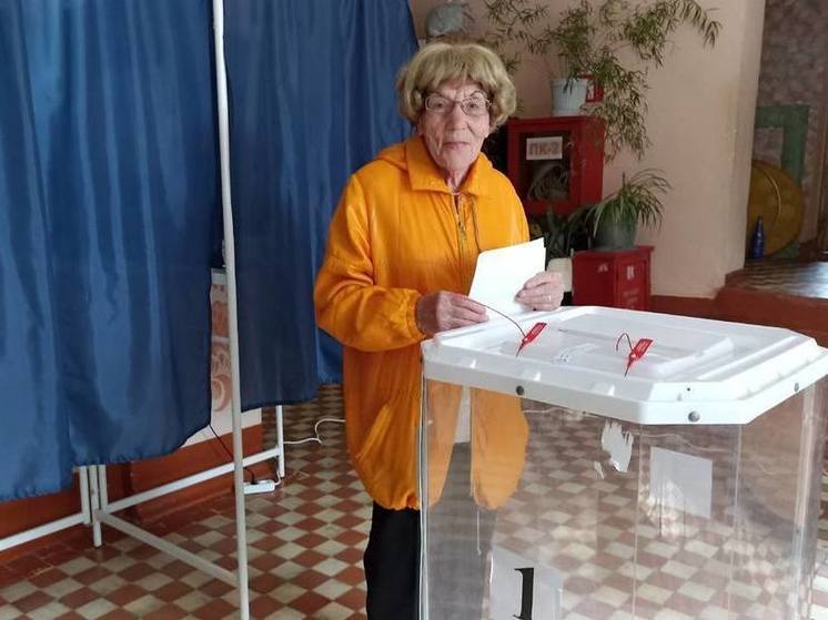 В Ревякино на избирательном участке проголосовала 96-летняя тулячка