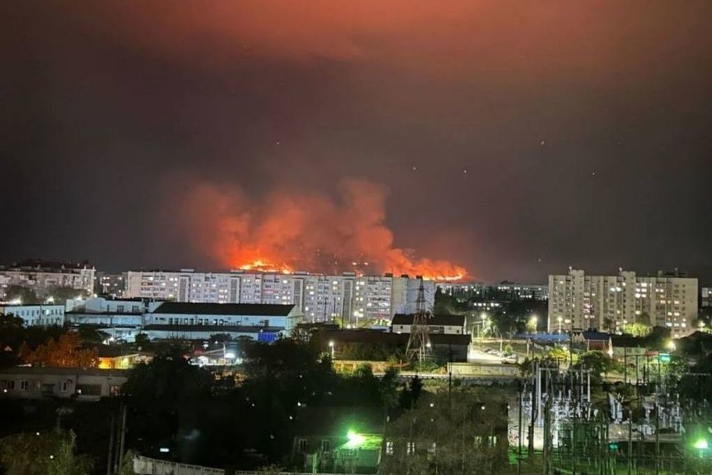 Масштабный ландшафтный пожар потушили в Невинномысске
