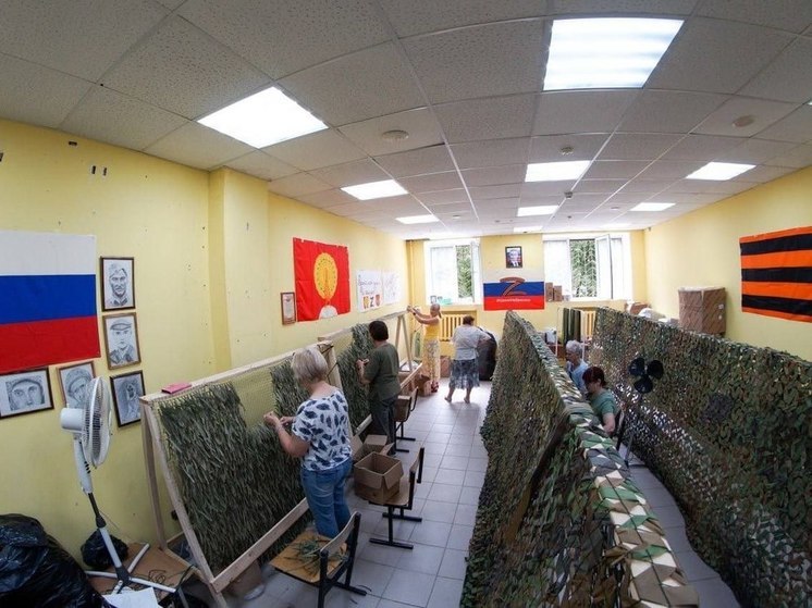 Школьники Серпухова продолжают помогать военнослужащим