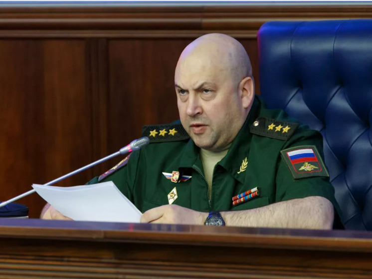 Пропавшего генерала Суровикина из Новосибирска заметили в ЦУМе