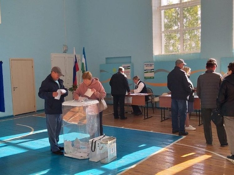 К полудню в Башкирии проголосовали 16,89 процента избирателей