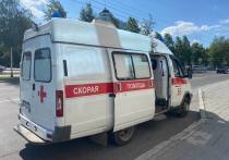 В Барнауле женщина попала под колеса автомобиля