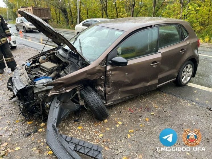 67-летняя водительница едва не погибла, протаранив попутную иномарку