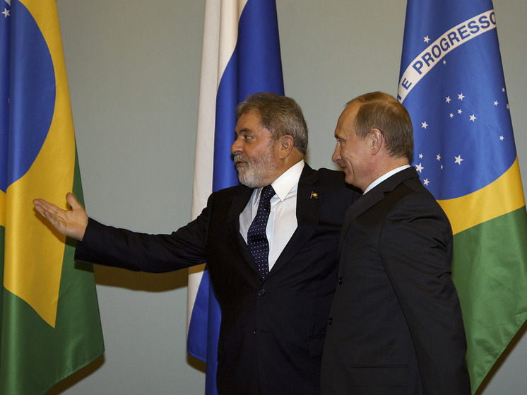 Президент Бразилии задумался об ордере МУС на арест Путина