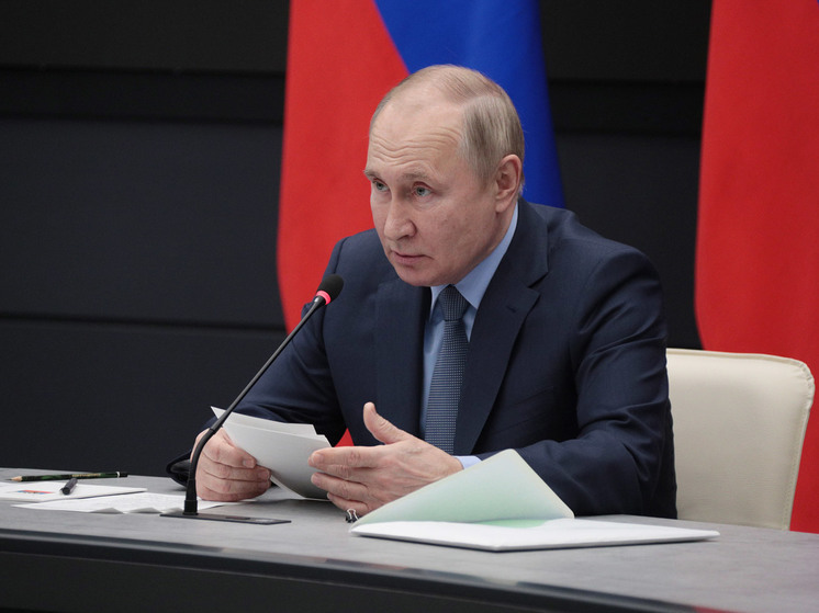 Владимир Путин присвоил Новомосковску звание «Город трудовой доблести»