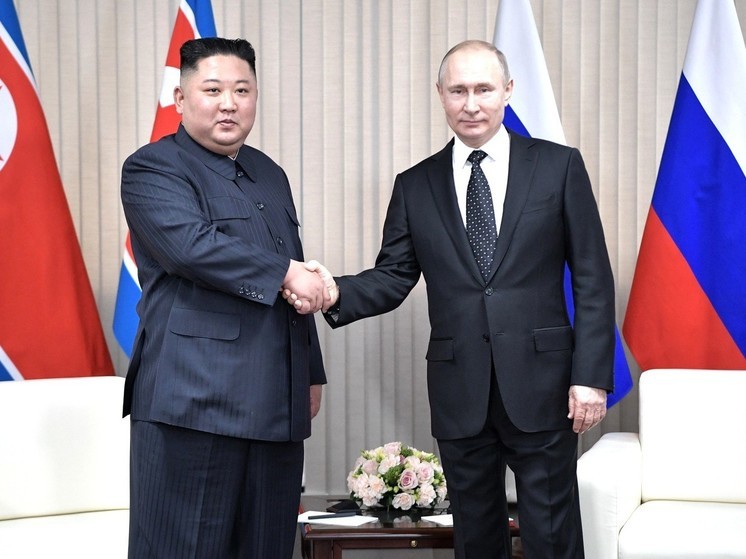 Бронепоезд лидера КНДР Ким Чен Ына прибыл в Россию