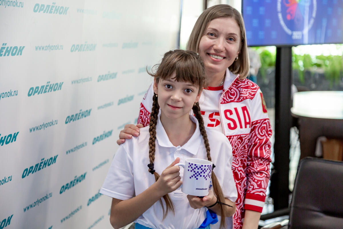 Ирина Караваева прыжки на батуте