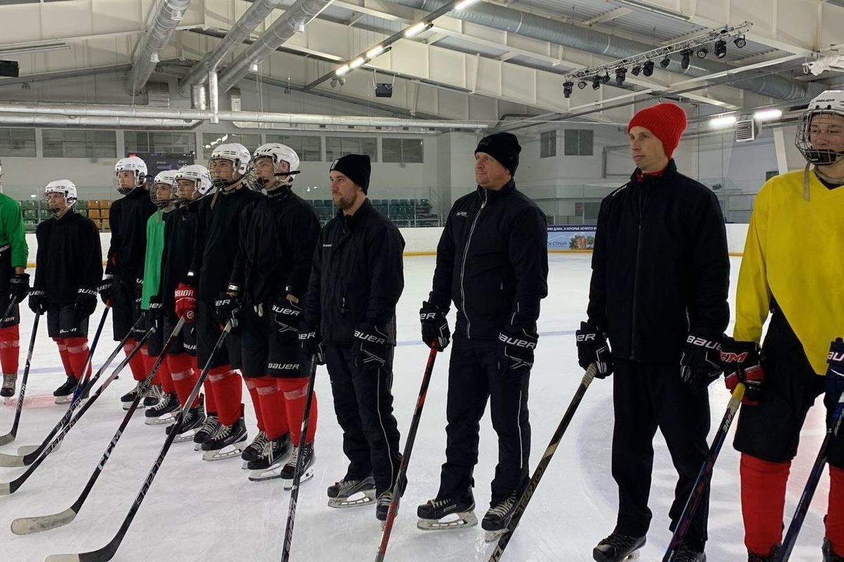 Владимирский губернатор встретился с хоккейной командой «Русичи»