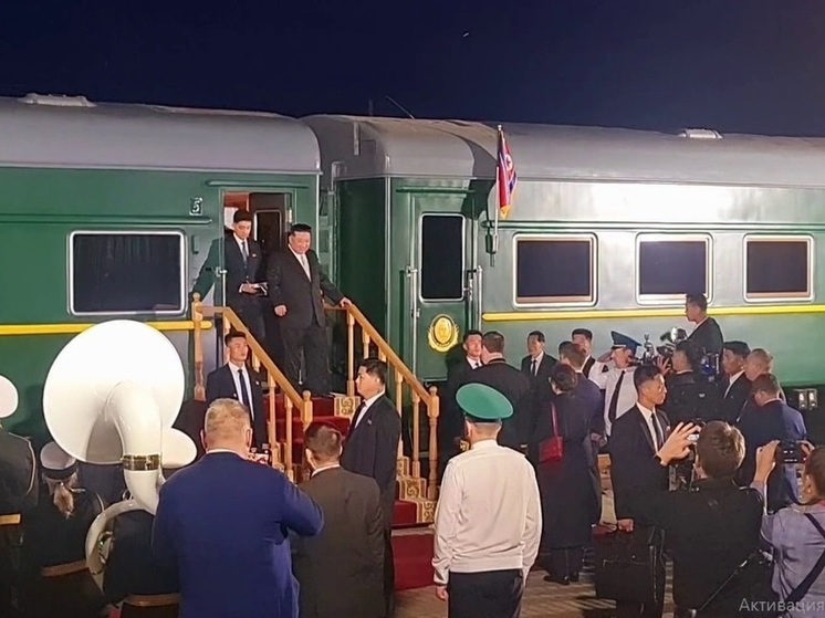 Глава Минприроды Козлов встретил Ким Чен Ына в Приморском крае