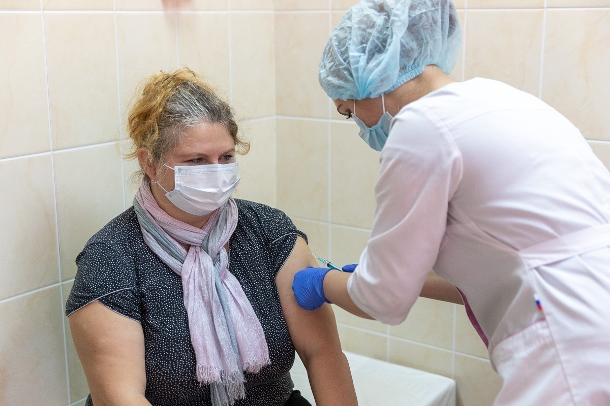 19,5 тысяч жителей Псковской области сделали прививку против гриппа
