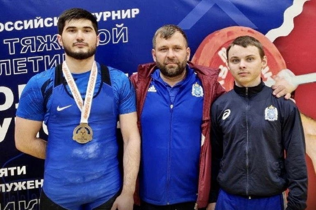 Weightlifters from Yamal won bronze at the All-Russian Golden Domes tournament