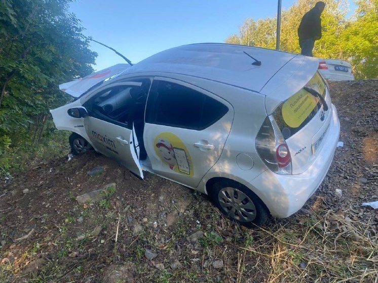 В ДТП на трассе Хабаровск - Лидога - Ванино пострадали два пассажира