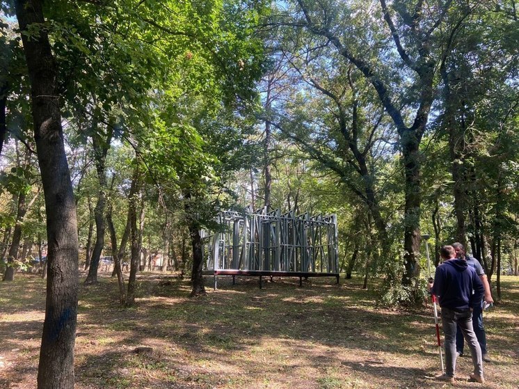 В Курортном парке Ессентуков устанавливают санитарную комнату