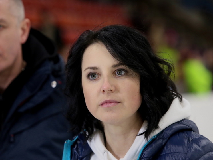 Стало известно о конфликте Ирины Слуцкой со стюардессой в самолете