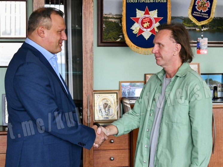 Автором гимна Донецка может стать восьмикратный лауреат "Песни Года"