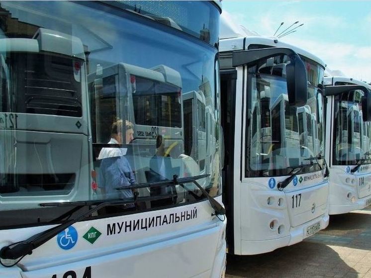 В Орловской области депутаты предложили брать женщин на работу водителями автобусов