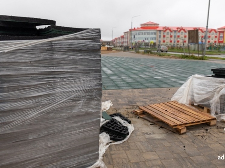 Былой овраг в Нарьян-Маре рабочие покрыли брусчаткой