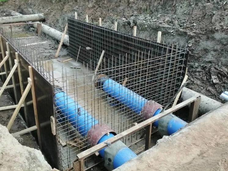 Готовность нового водопровода в Киришах оценили в 70 %