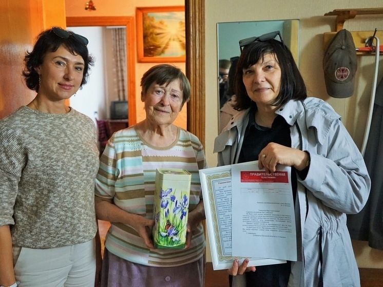 В Орле отметила 90-летие бывшая узница концлагерей Вера Хохлова