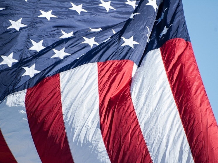 "Украина - не американский штат": конгрессмен раскритиковала США за помощь Киеву