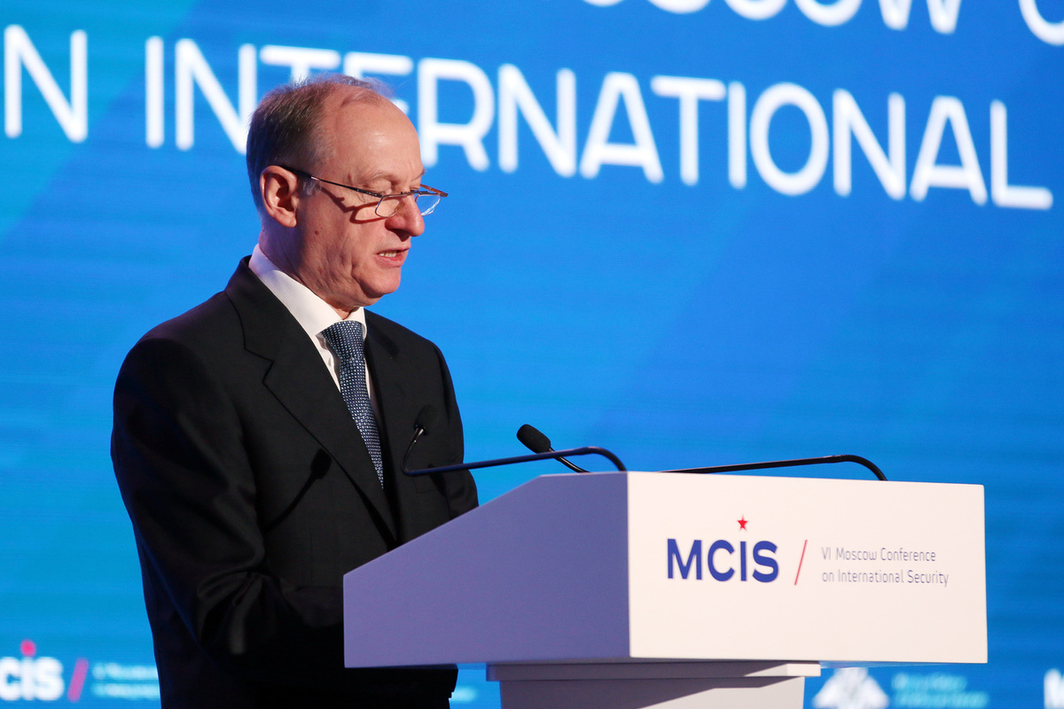 Patrushev: US and British ambassadors tried to disrupt a meeting on Russian security