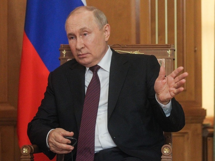 Путин заявил о 300 тысячах добровольцев на СВО