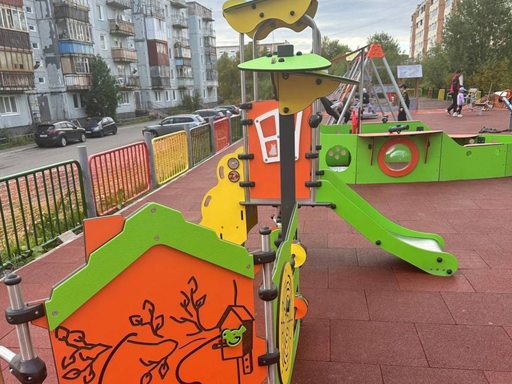 Новая детская площадка открылась в Видяево