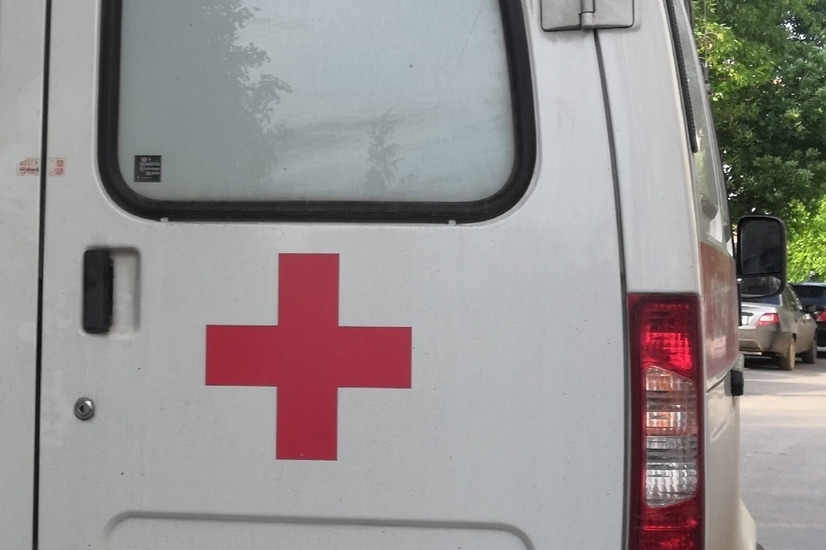 Двух человек госпитализировали после ДТП в Вологде