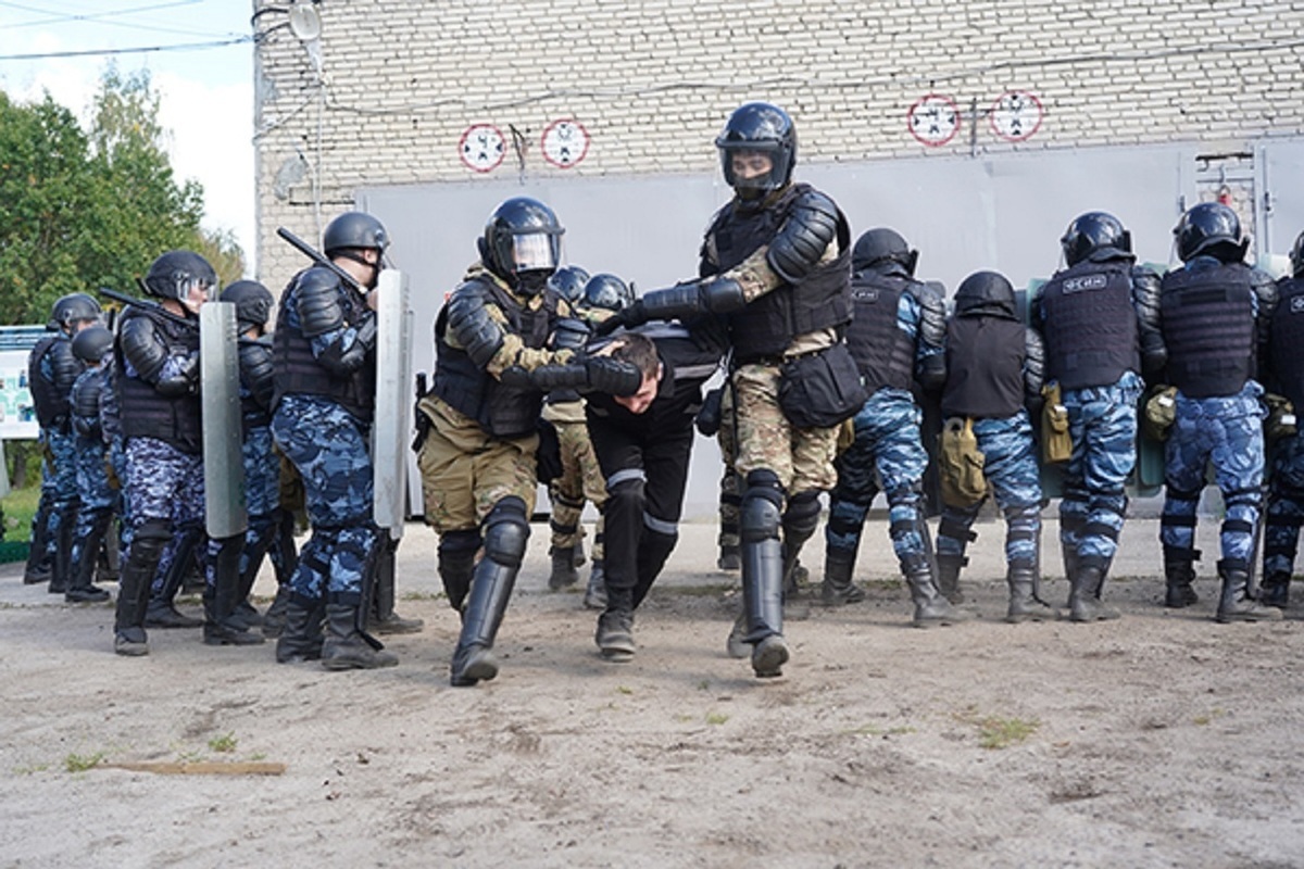 Владимирский УФСИН отработал действия по пресечению массовых беспорядков