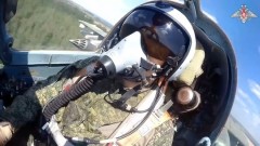 Опубликовано видео боевого вылета экипажей Су-25СМ: разбили опорный пункт ВСУ