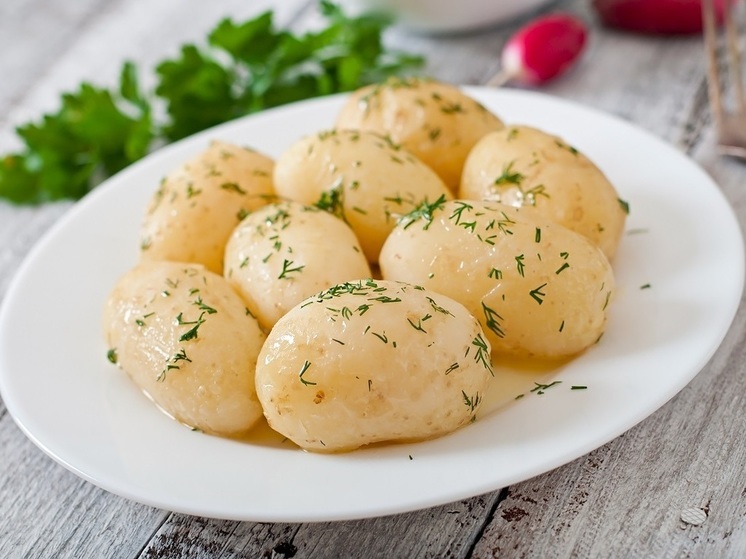 Врач-диетолог, нутрициолог Евгений Арзамасцев рассказал о полезных свойствах картофеля