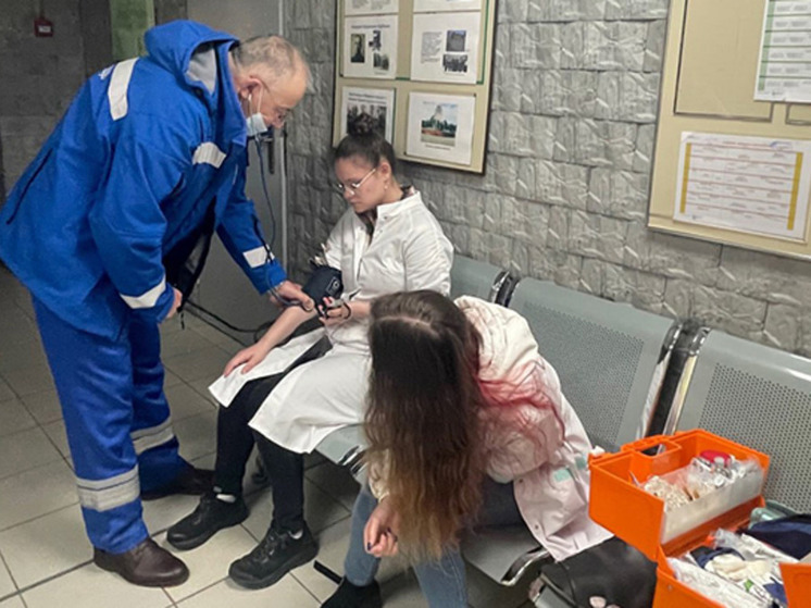 Студентов учащихся на Чукотке спасали от пищевого отравления