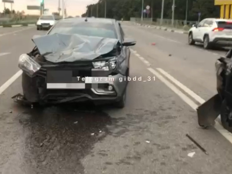 Под Белгородом в ДТП пострадала 37-летняя автомобилистка