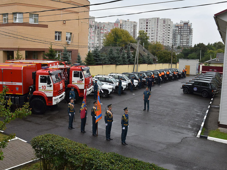 Брянские спасатели получили 20 новых машин