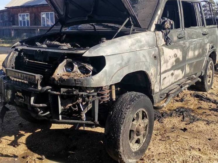 Житель Бурятии пострадал, пытаясь потушить загоревшееся авто родственника
