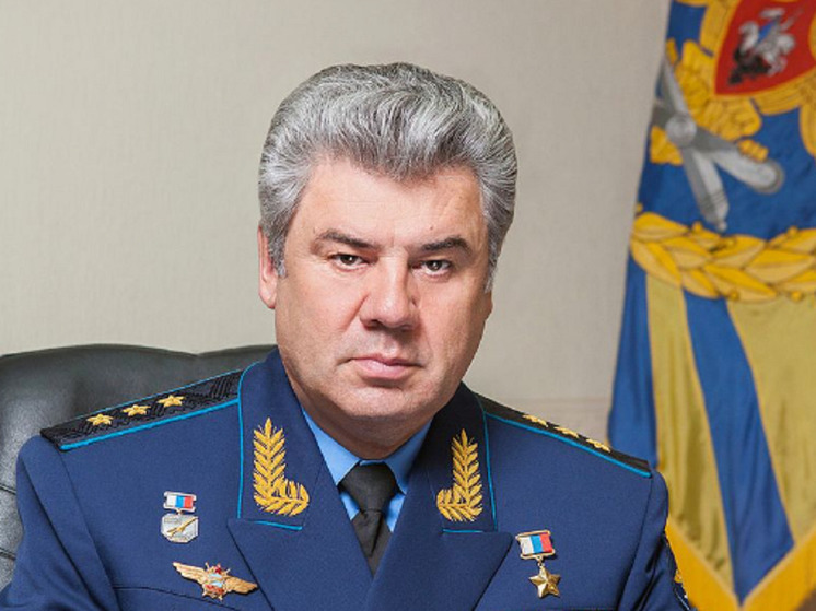 Сенатор Бондарев назвал блефом угрозу Украины объявить войну России