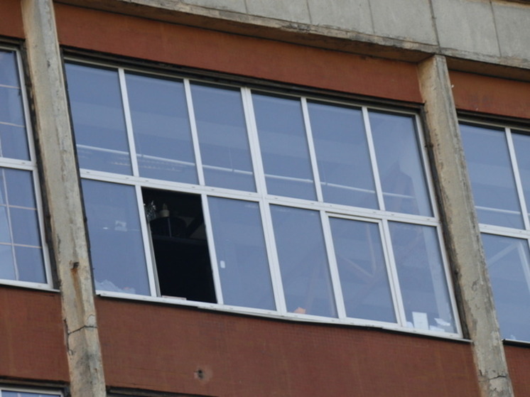 В Калининграде выпала из окна 76-летняя онкобольная женщина