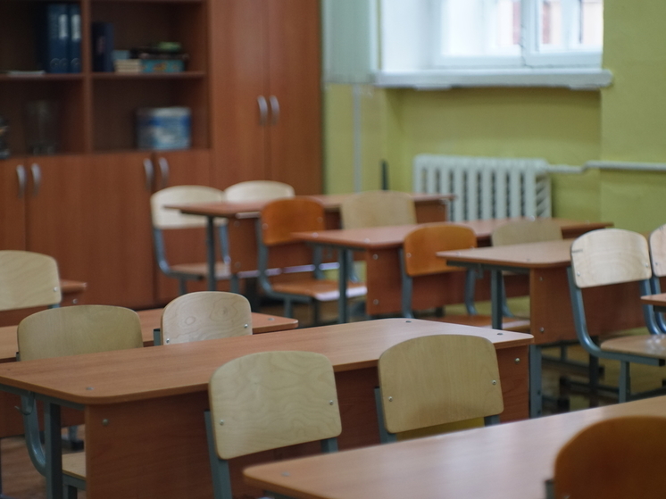Новгородские полицейские показали школьникам фильм о последствиях наркомании