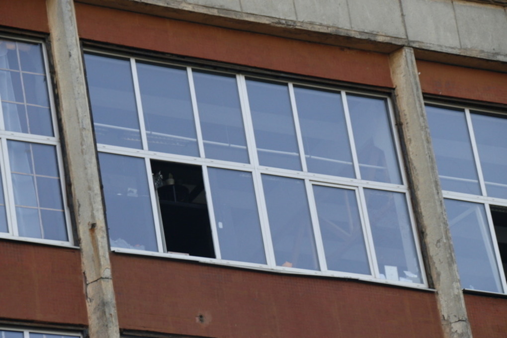В Калининграде выпала из окна 76-летняя онкобольная женщина