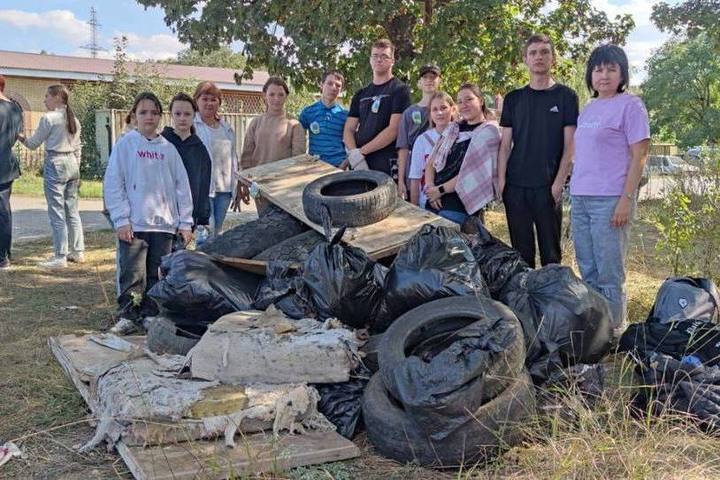 Школьники Кисловодска собрали более 10 тонн мусора за час