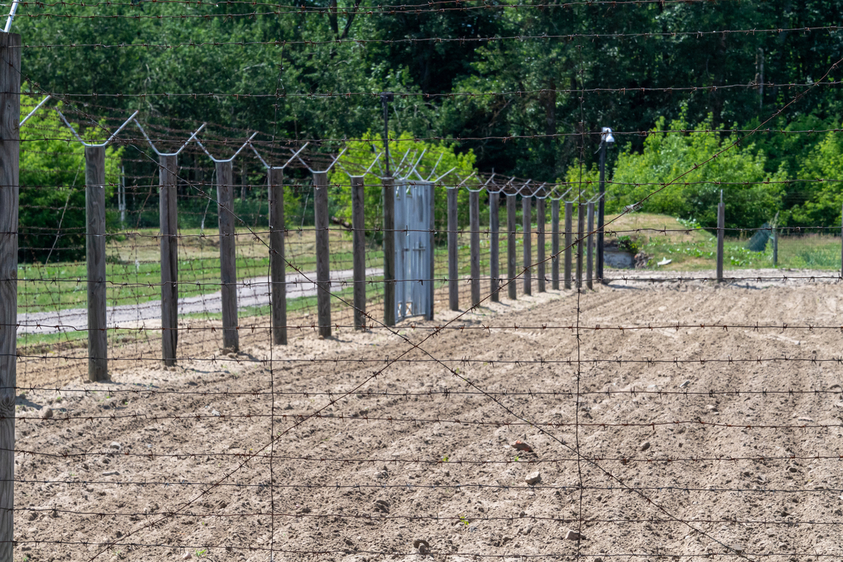 Poland announced the construction of an electronic barrier on the border with Belarus