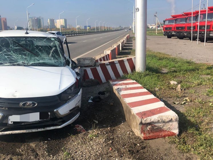 Таксист по Уфой не справился с управлением и погиб в аварии