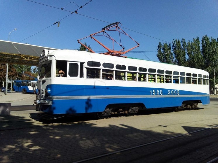 Ленобласть восстанавливает старейшее транспортное предприятие Енакиево