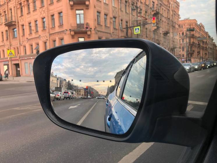 В центре Петербурга возникли пробки из-за велогонки La Strada